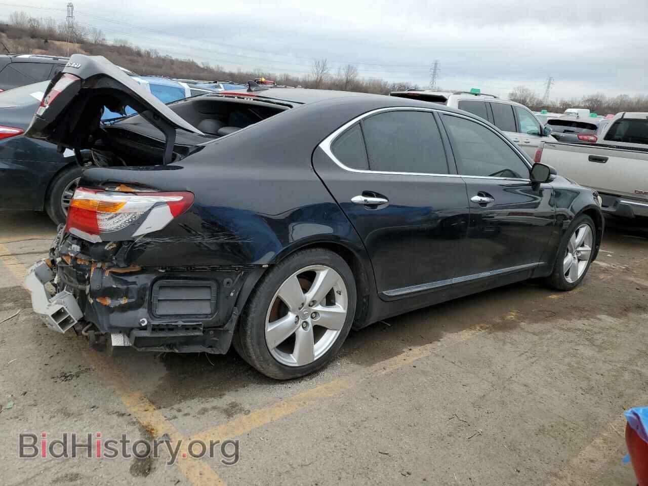 2012 LEXUS LS460 - VIN: JTHBL5EF1C5112354 - Photo 3