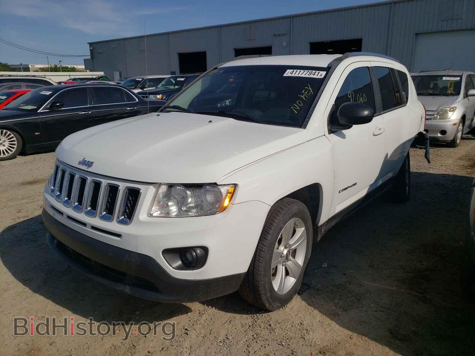 2011 JEEP COMPASS - VIN: 1J4NT1FA4BD224476 - Photo 2