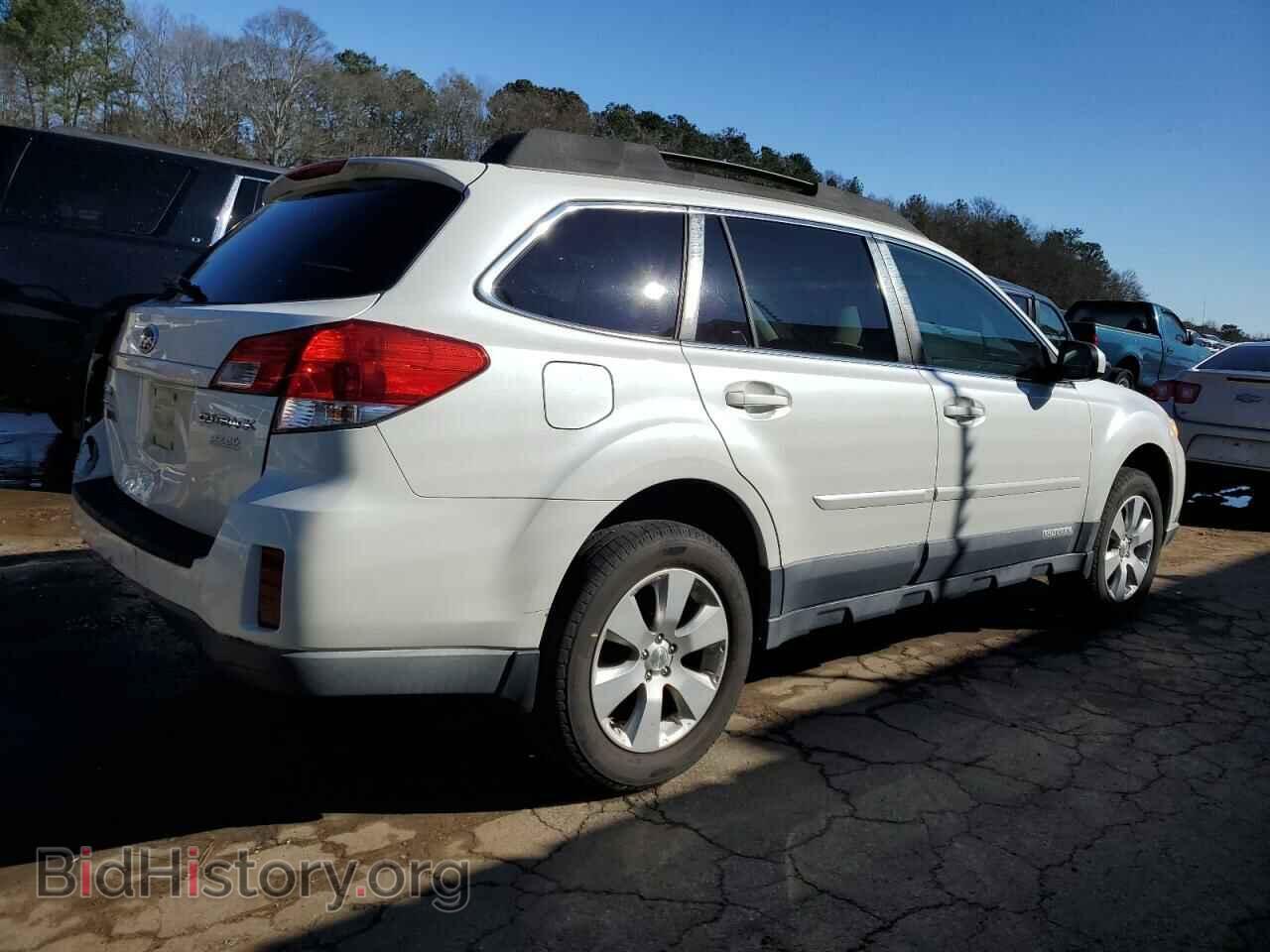 2011 SUBARU OUTBACK - VIN: 4S4BRBCC3B3442767 - Фото 3