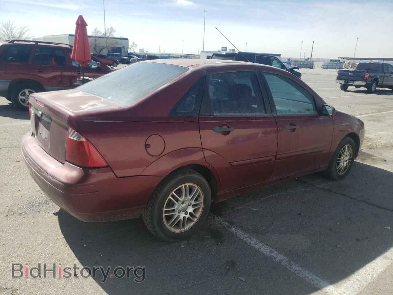 2007 FORD FOCUS - VIN: 1FAFP34N07W123789 - Photo 3