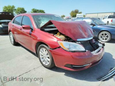 2013 Chrysler 200 200 Tourin, красный — VIN 1C3CCBBBXDN672191, Copart