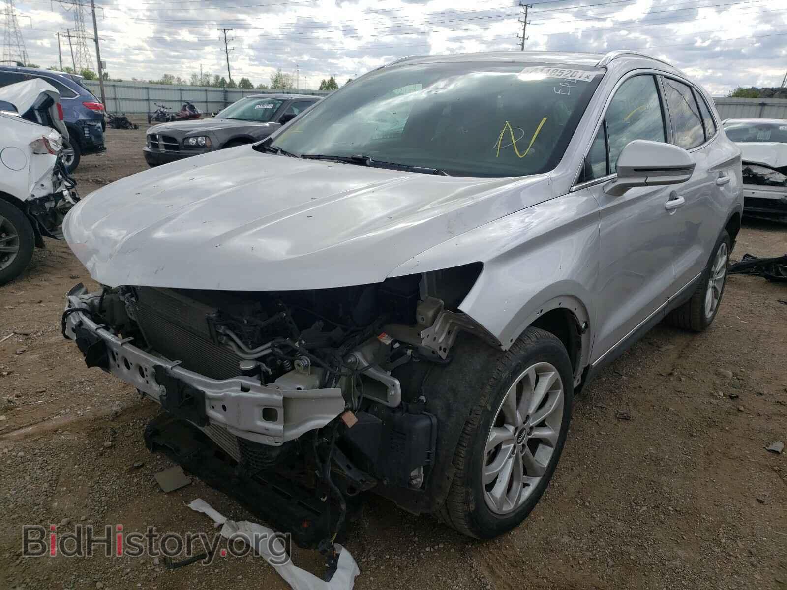 2017 LINCOLN MKC - VIN: 5LMCJ2C93HUL57492 - Photo 2