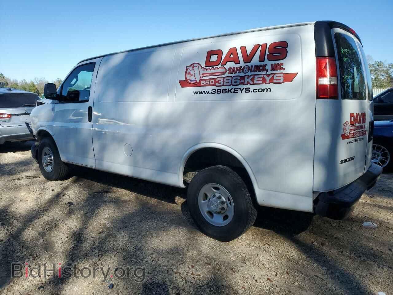 2017 CHEVROLET EXPRESS - VIN: 1GCWGAFF3H1221928 - Фото 2