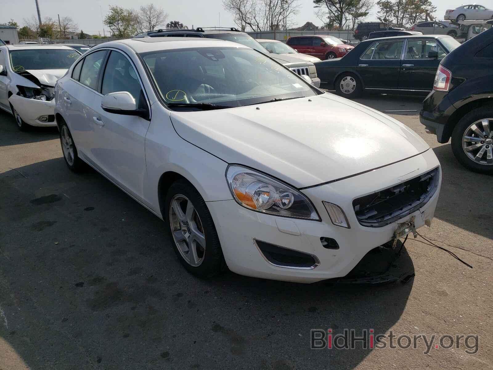 Photo YV1622FS9C2044364 - VOLVO S60 2012