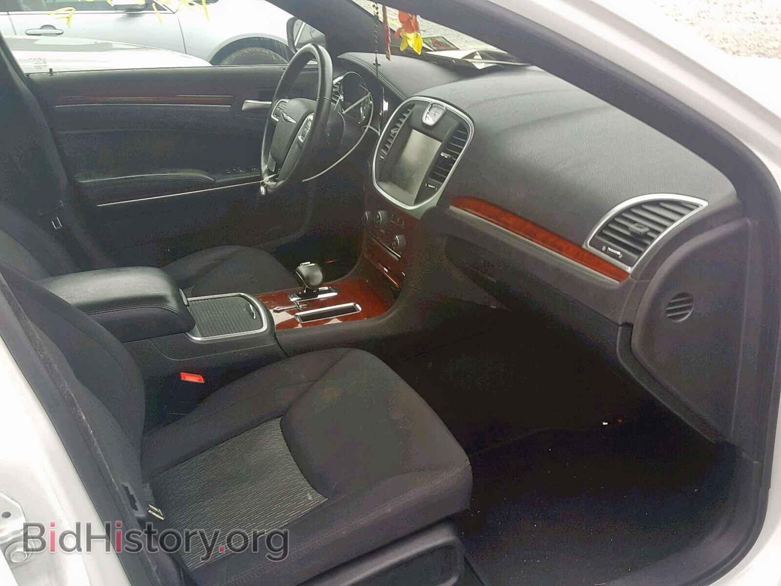 2012 CHRYSLER 300 - VIN: 2C3CCAAG5CH312681 - Фото 5