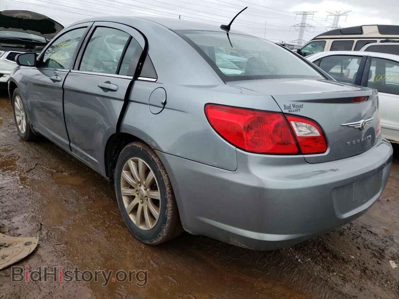 2010 CHRYSLER SEBRING - VIN: 1C3CC5FB3AN203421 - Фото 3