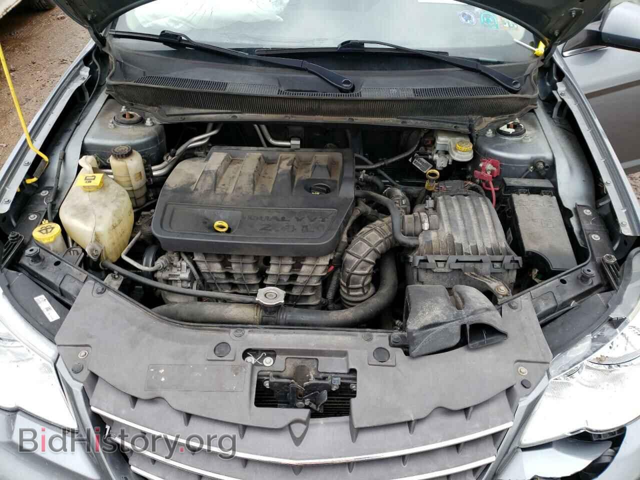 2010 CHRYSLER SEBRING - VIN: 1C3CC5FB3AN203421 - Фото 7
