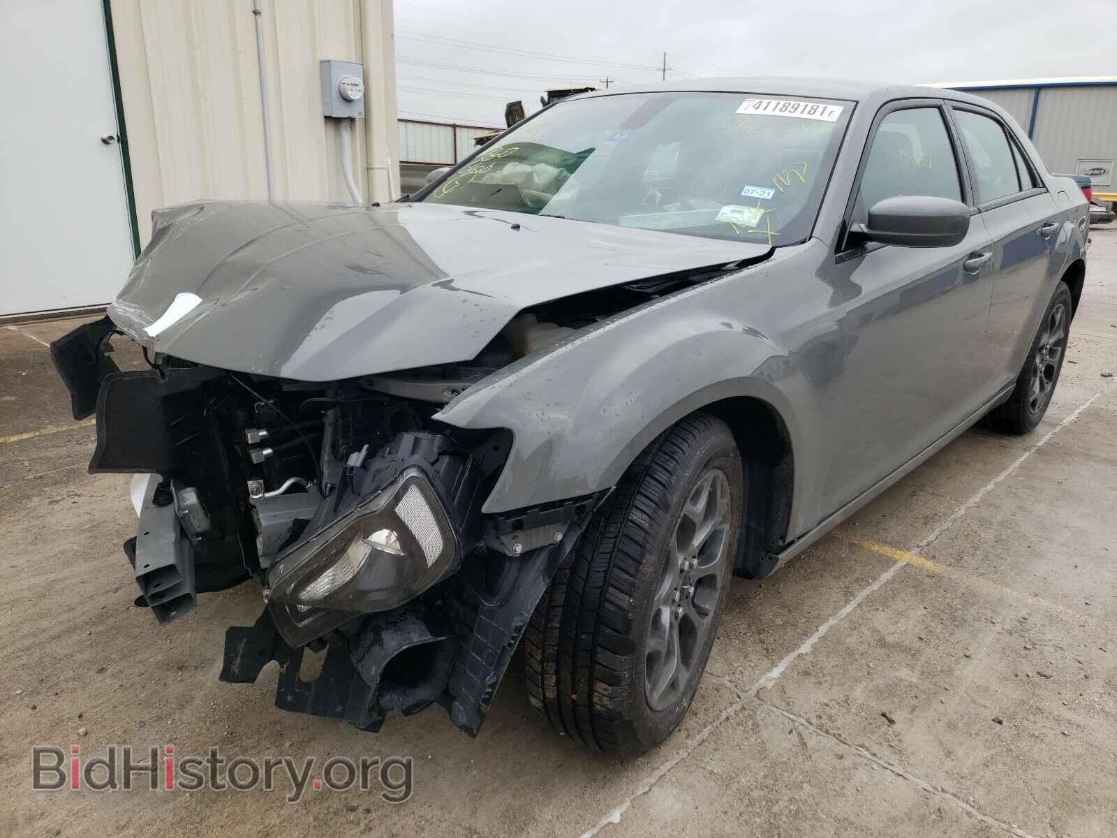 2018 CHRYSLER 300 - VIN: 2C3CCAGG1JH208340 - Фото 2