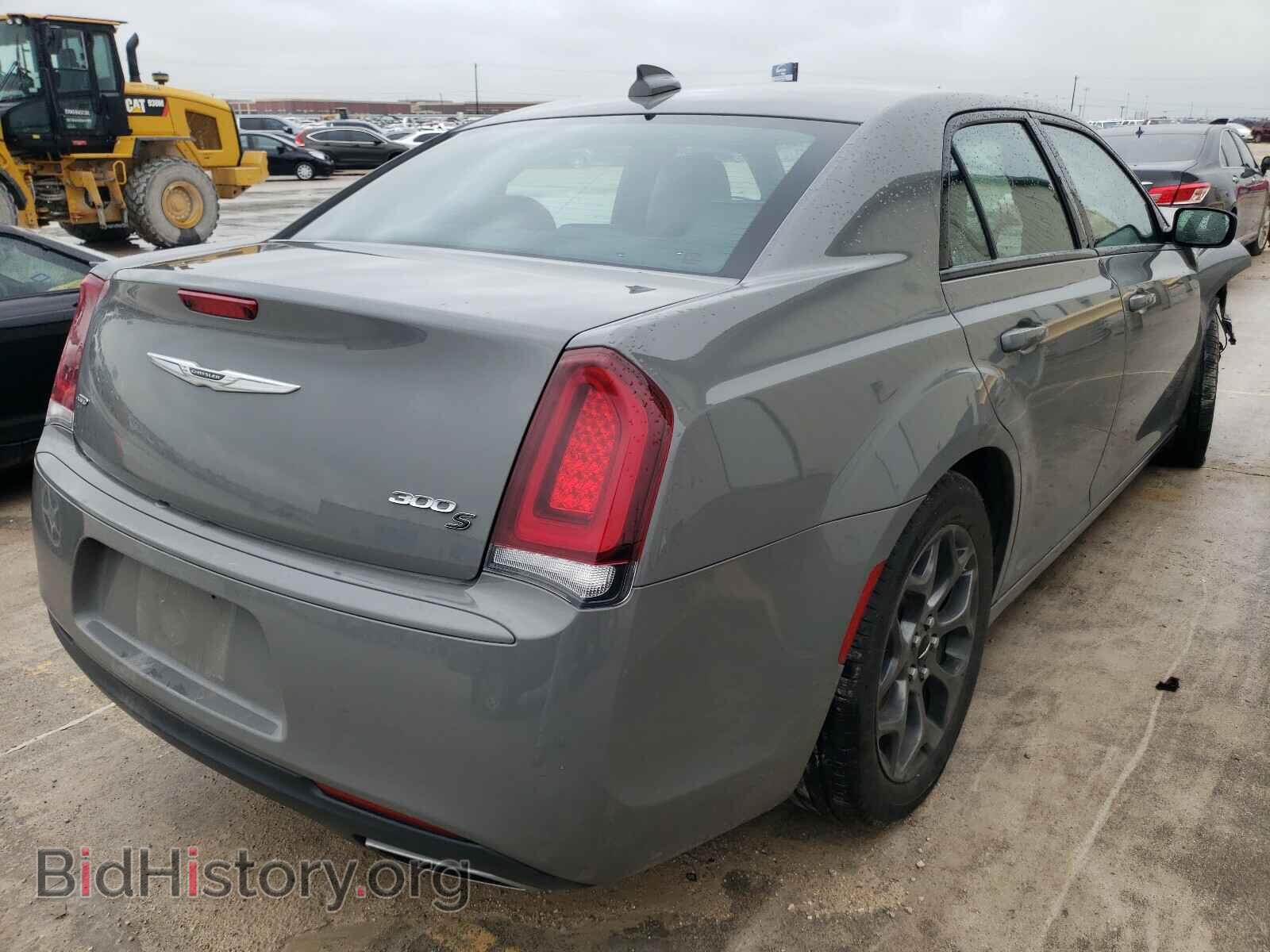 2018 CHRYSLER 300 - VIN: 2C3CCAGG1JH208340 - Фото 4