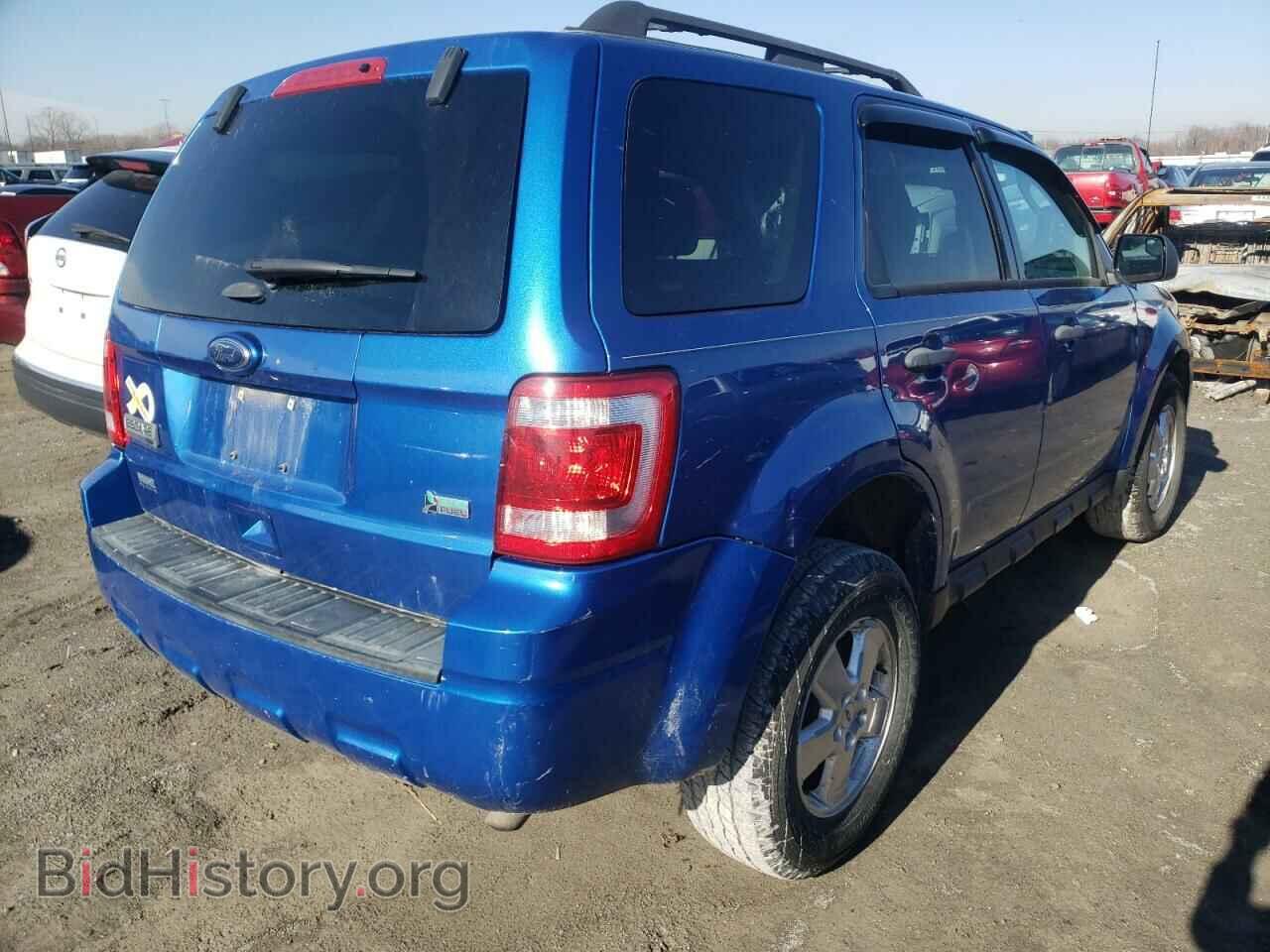 2011 FORD ESCAPE - VIN: 1FMCU0DG2BKB44421 - Photo 3