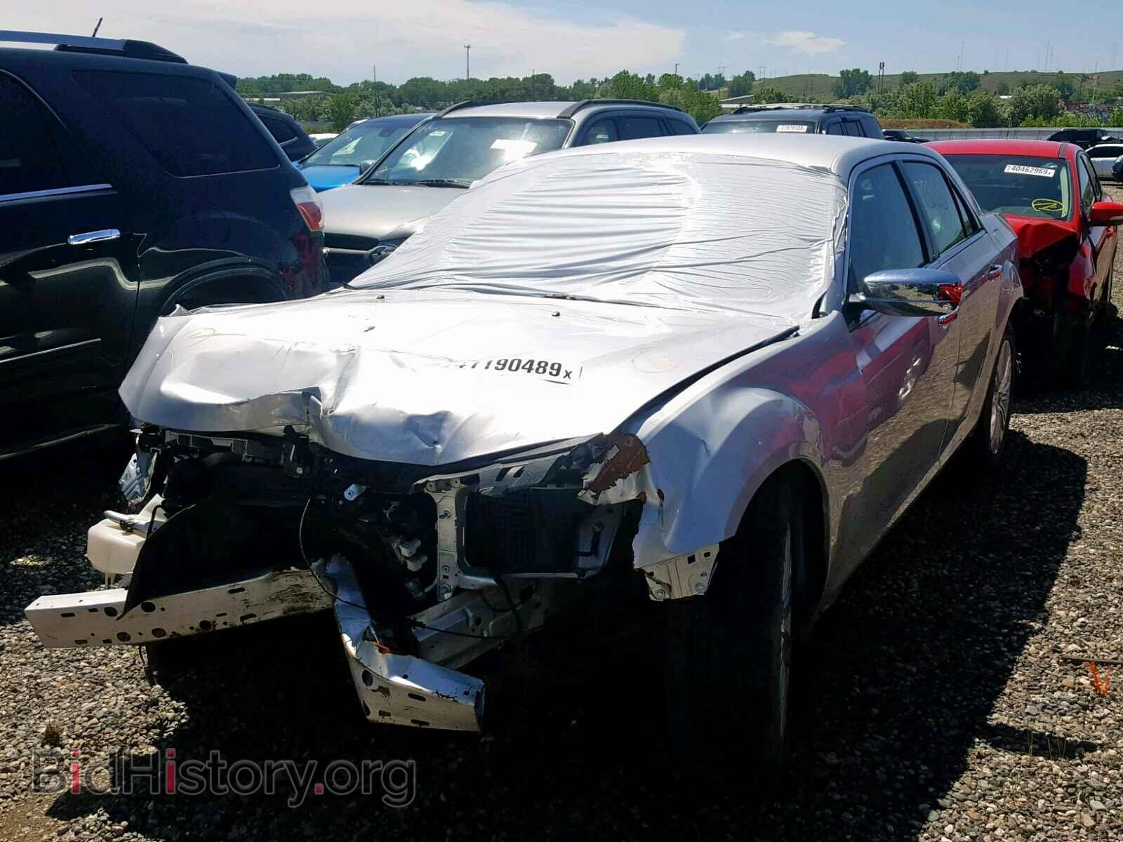 2012 CHRYSLER 300 - VIN: 2C3CCAHG1CH231845 - Фото 2
