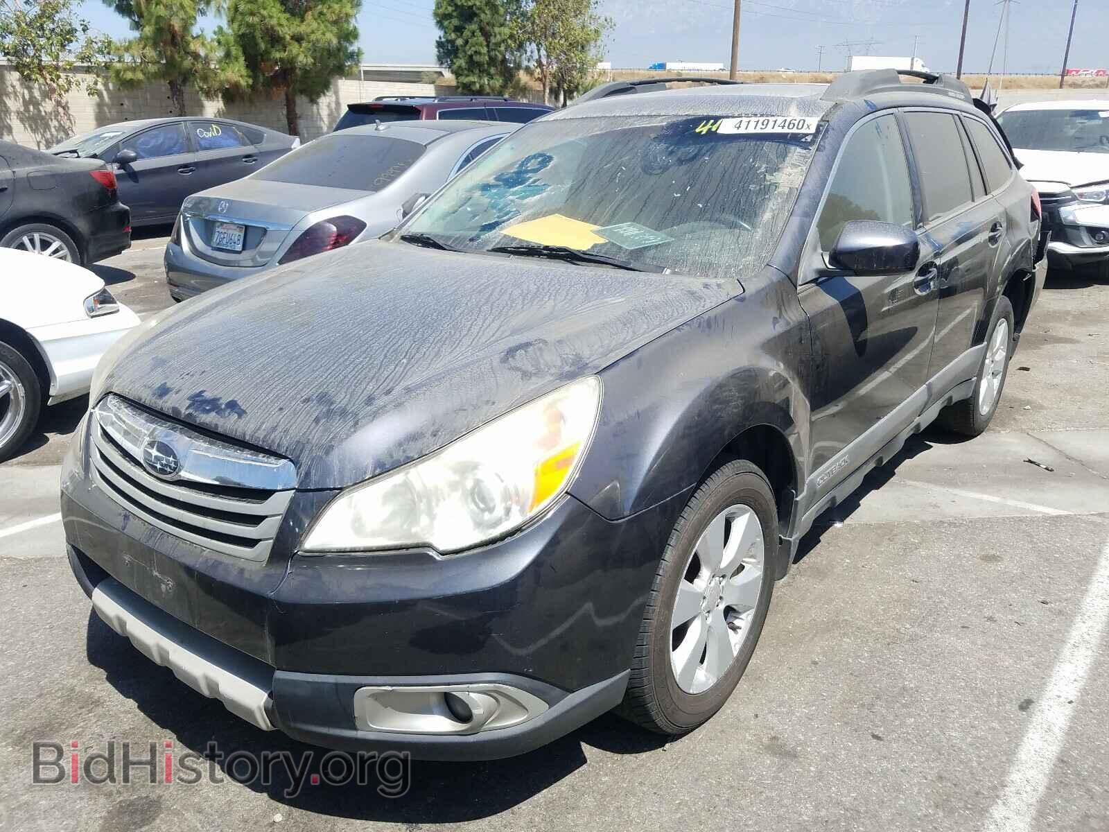 2011 SUBARU OUTBACK - VIN: 4S4BRBKCXB3418063 - Photo 2