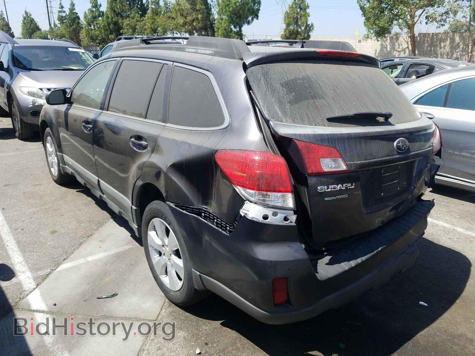 2011 SUBARU OUTBACK - VIN: 4S4BRBKCXB3418063 - Photo 3