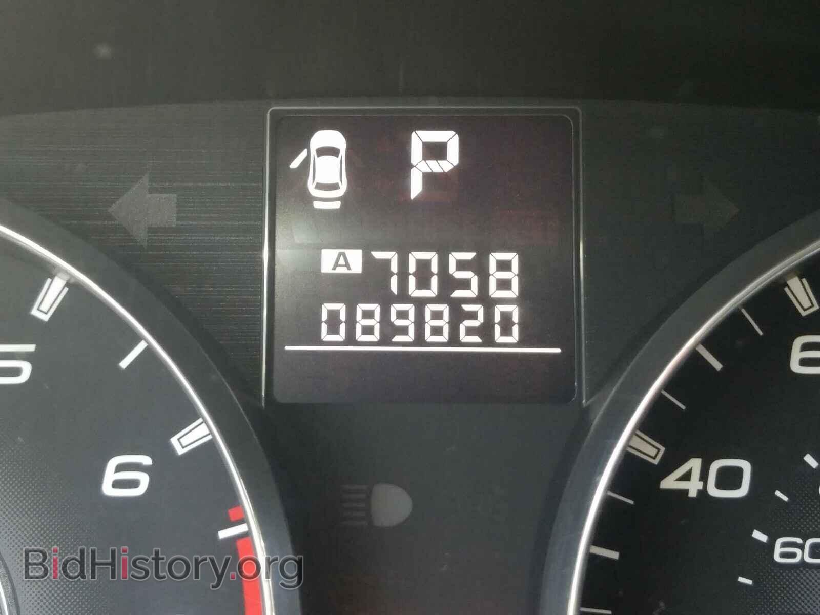 2011 SUBARU OUTBACK - VIN: 4S4BRBKCXB3418063 - Photo 8