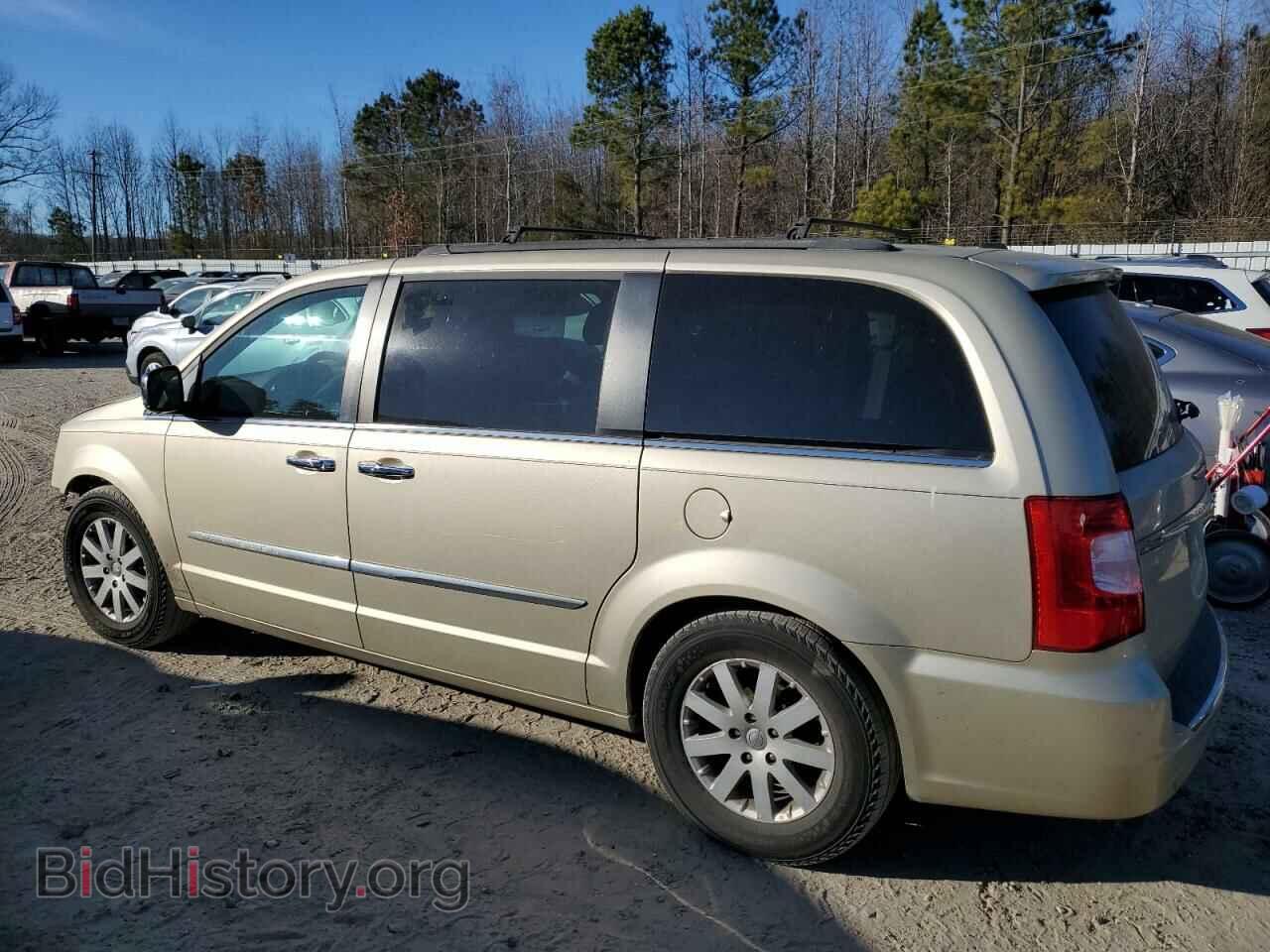 2011 CHRYSLER MINIVAN - VIN: 2A4RR8DG0BR677457 - Photo 2