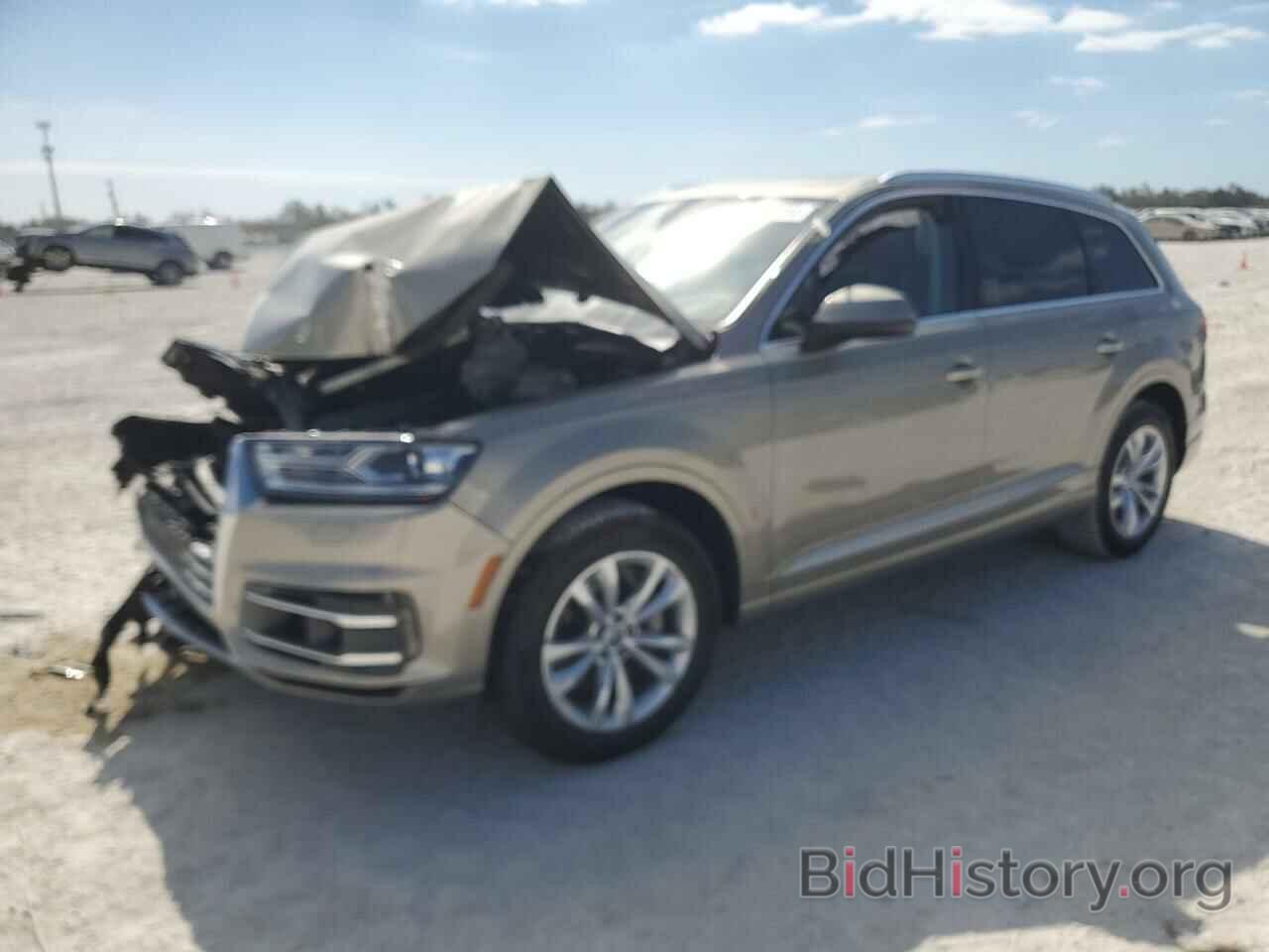 Фотография WA1LAAF76HD017596 - AUDI Q7 2017