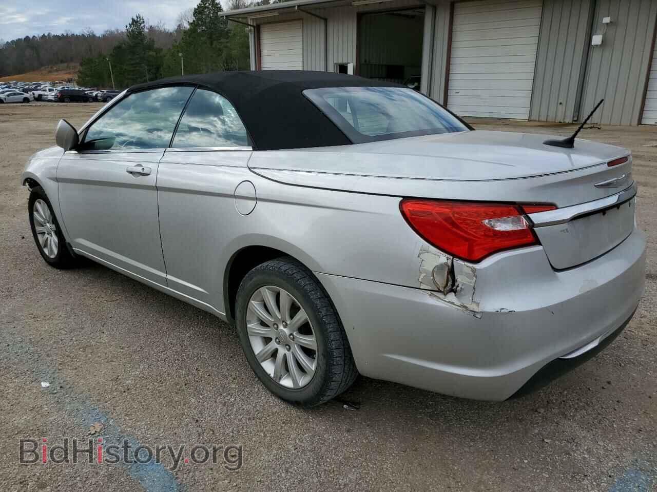 2012 CHRYSLER 200 - VIN: 1C3BCBEB5CN233275 - Фото 2