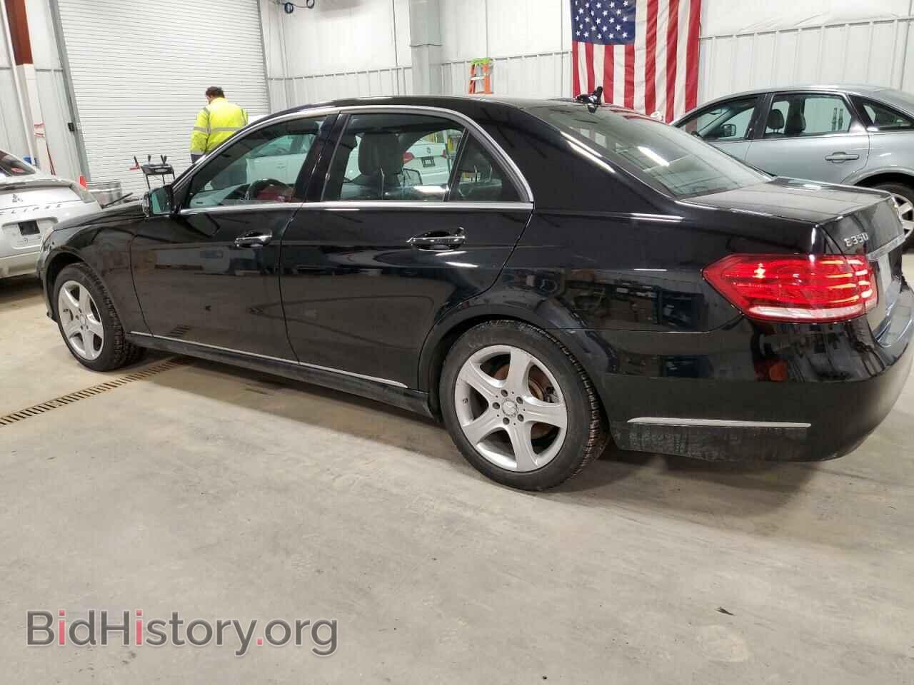 2014 MERCEDES-BENZ E-CLASS - VIN: WDDHF8JB1EA945157 - Фото 2
