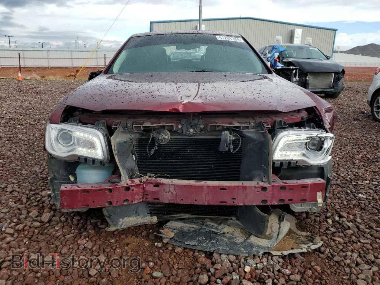 2019 CHRYSLER 300 - VIN: 2C3CCAAG2KH604917 - Фото 5