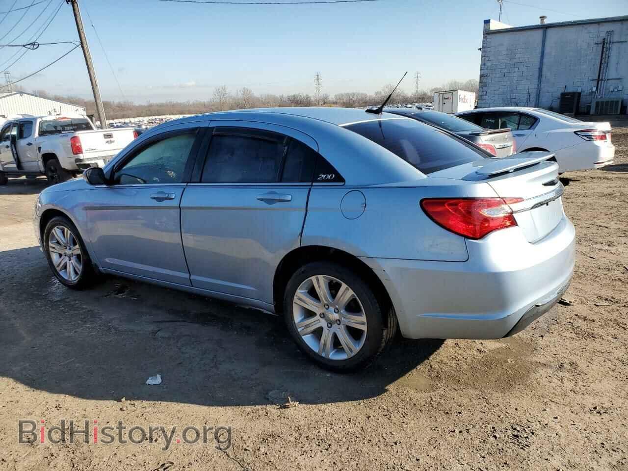 2013 CHRYSLER 200 - VIN: 1C3CCBBB9DN539809 - Photo 2