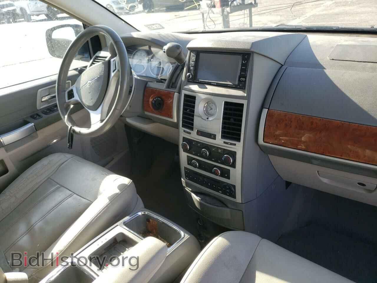 2008 CHRYSLER MINIVAN - VIN: 2A8HR54PX8R737214 - Photo 9