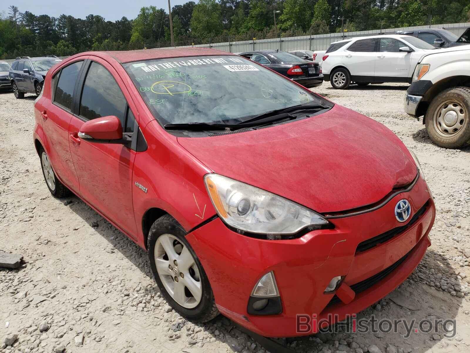 Фотография JTDKDTB31D1533738 - TOYOTA PRIUS 2013