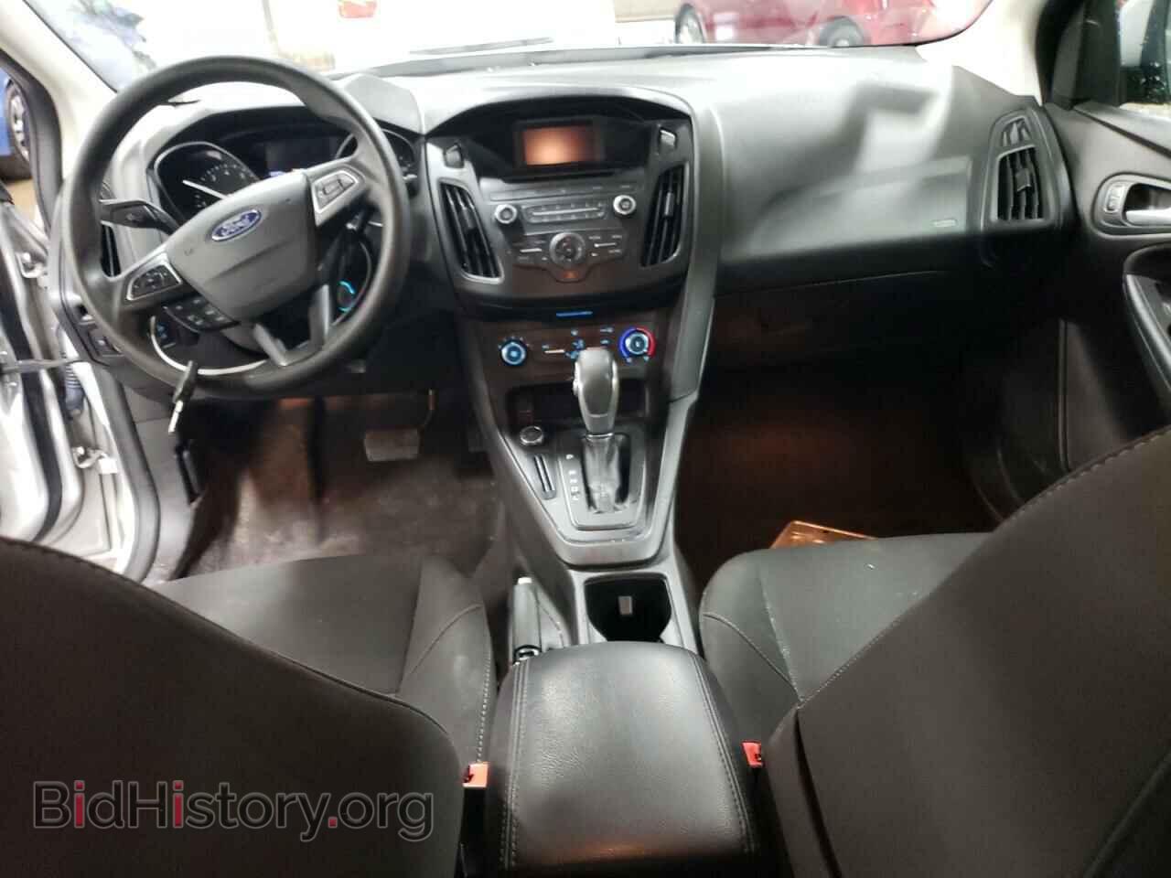 2017 FORD FOCUS - VIN: 1FADP3F2XHL221774 - Фото 8