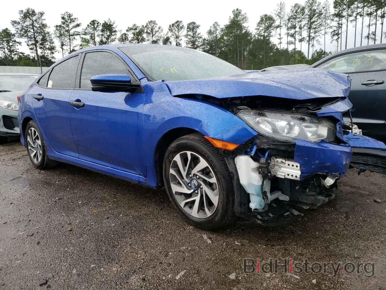 Photo 19XFC2F71JE014824 - HONDA CIVIC 2018