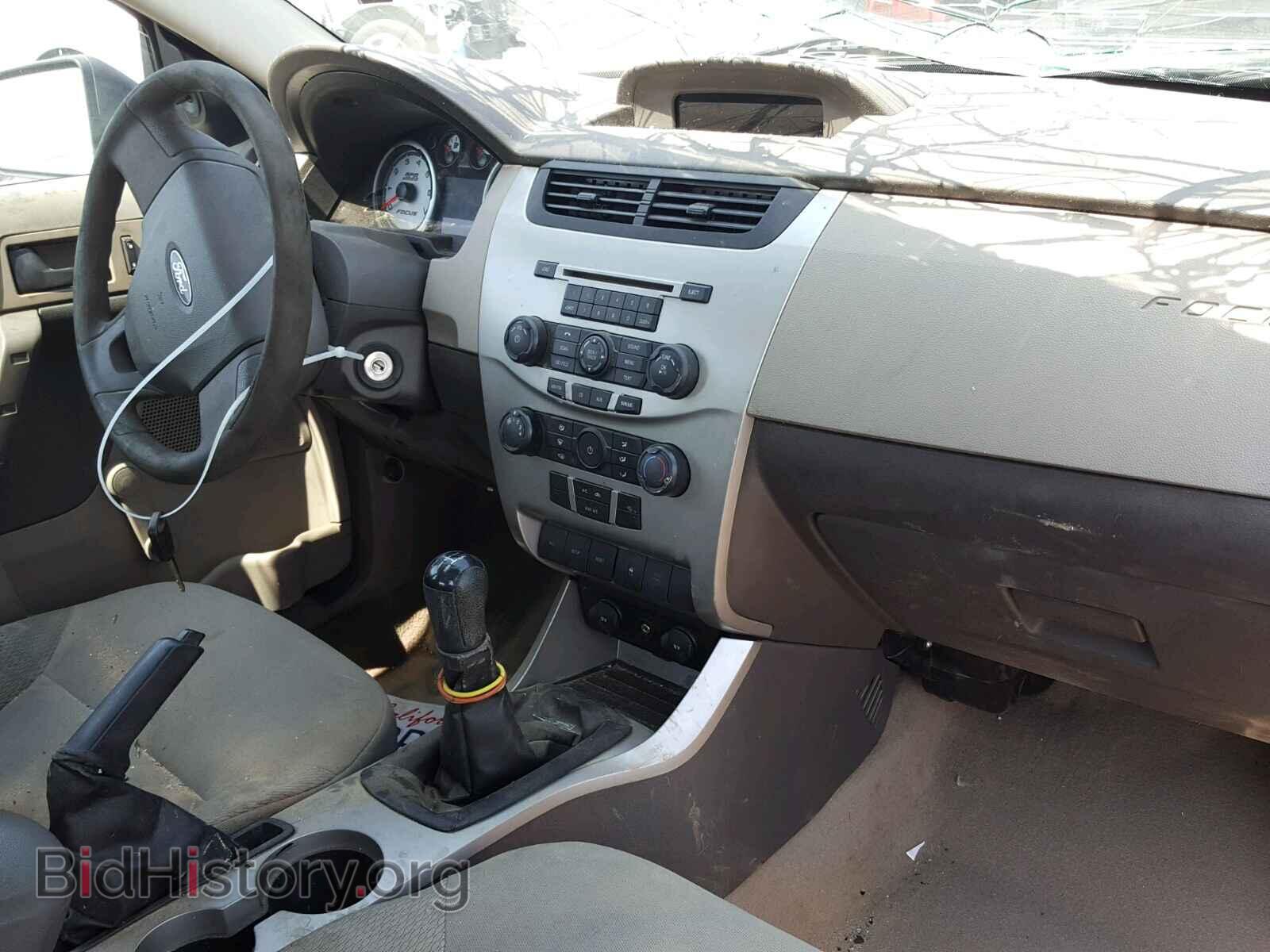 2011 FORD FOCUS - VIN: 1FAHP3EN2BW112874 - Photo 9