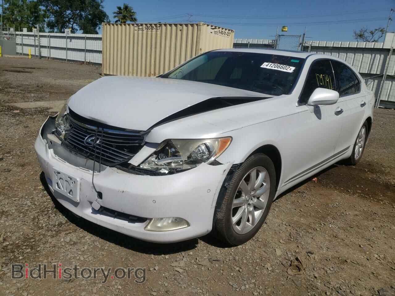 2008 LEXUS LS460 - VIN: JTHBL46F285060703 - Photo 2