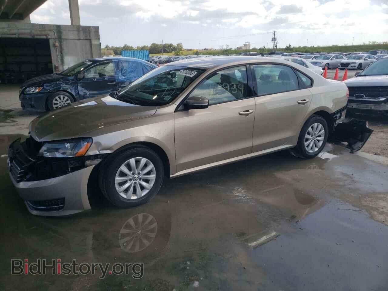 Фотография 1VWAS7A30FC043693 - VOLKSWAGEN PASSAT 2015