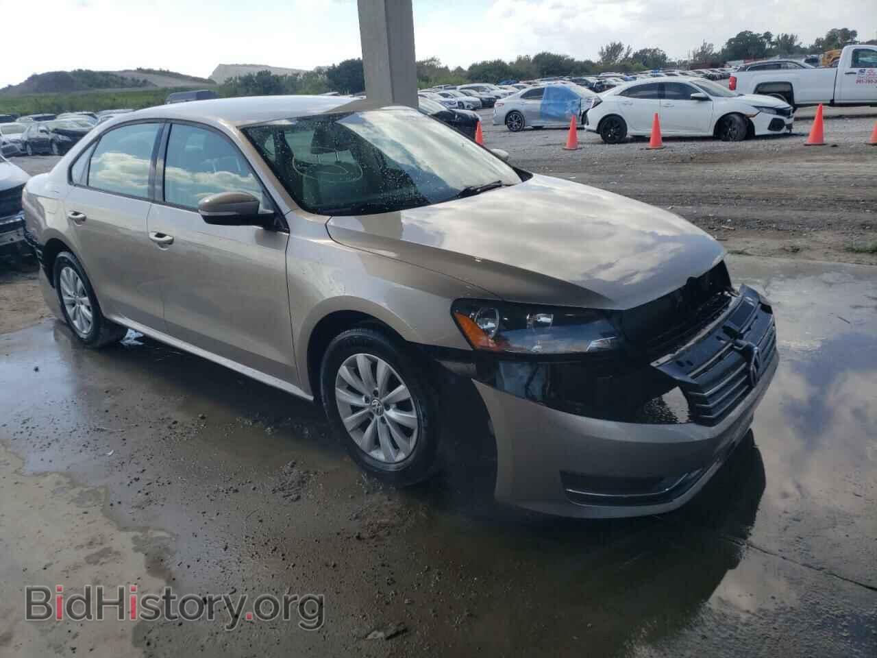 2015 VOLKSWAGEN PASSAT - VIN: 1VWAS7A30FC043693 - Фото 4