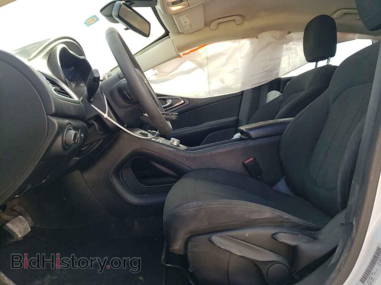 2016 CHRYSLER 200 - VIN: 1C3CCCAB0GN113020 - Фото 7
