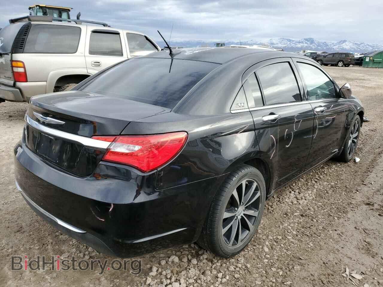 2013 CHRYSLER 200 - VIN: 1C3CCBCG2DN718848 - Фото 3
