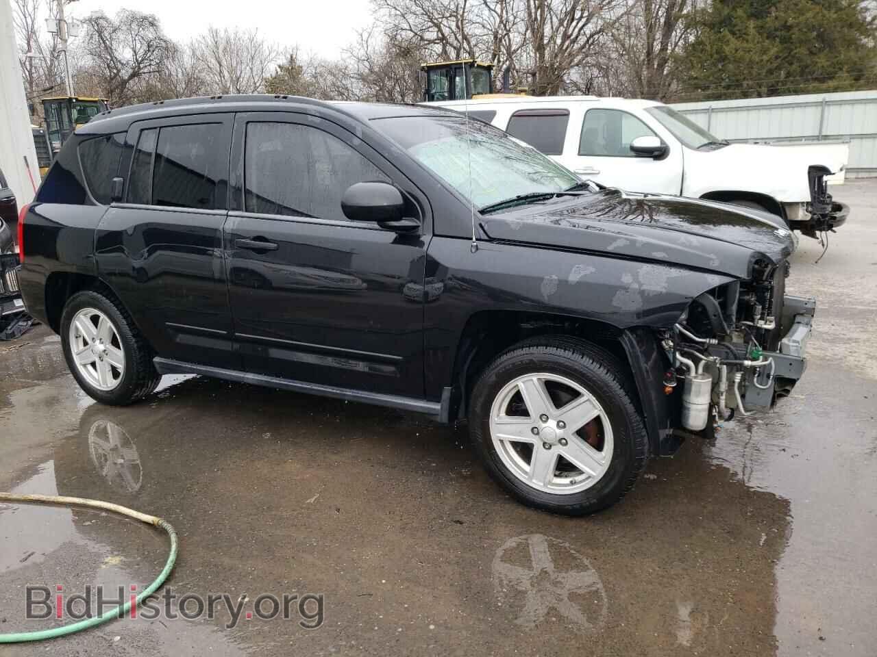 2009 JEEP COMPASS - VIN: 1J4FF47B09D105161 - Photo 4