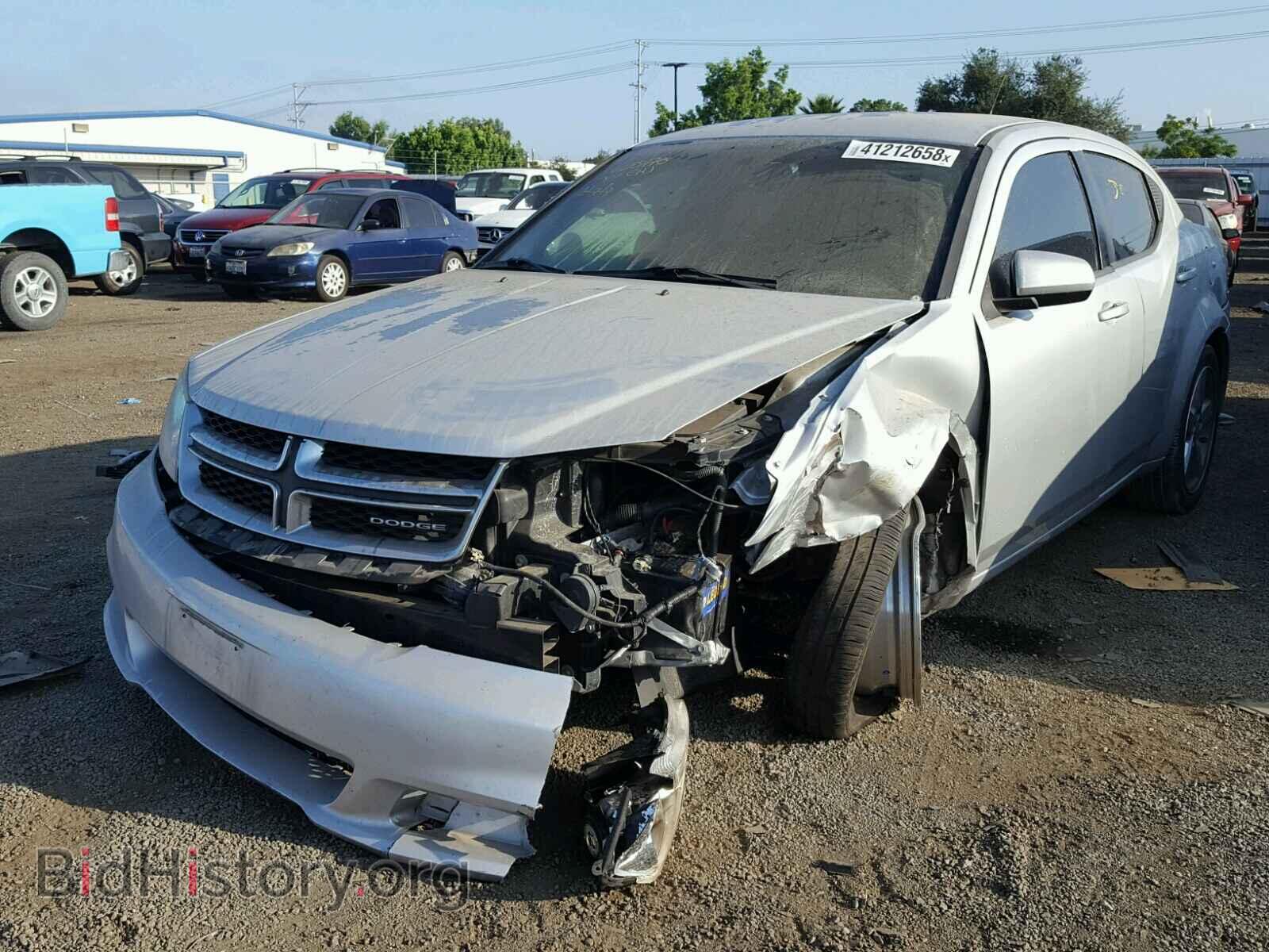2011 DODGE AVENGER - VIN: 1B3BD2FG9BN506334 - Фото 2