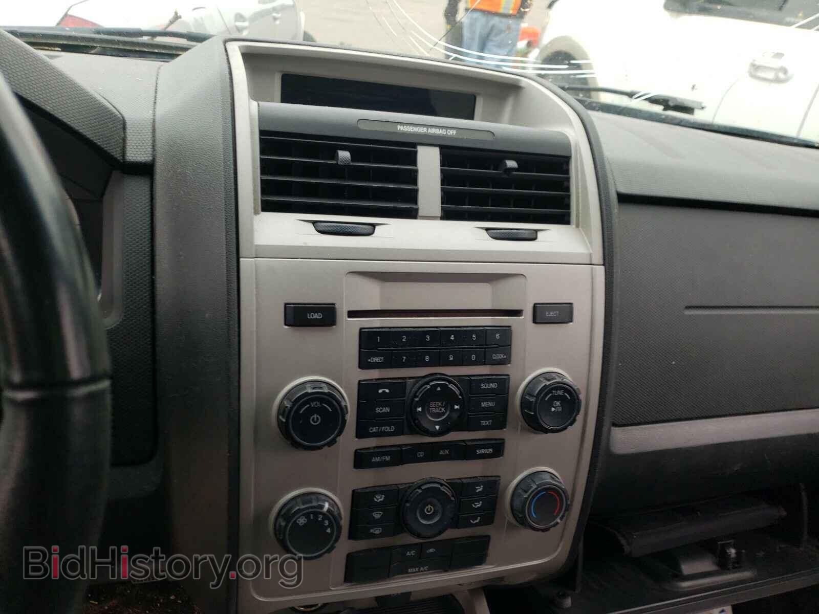 2011 FORD ESCAPE - VIN: 1FMCU0D76BKB58838 - Фото 9