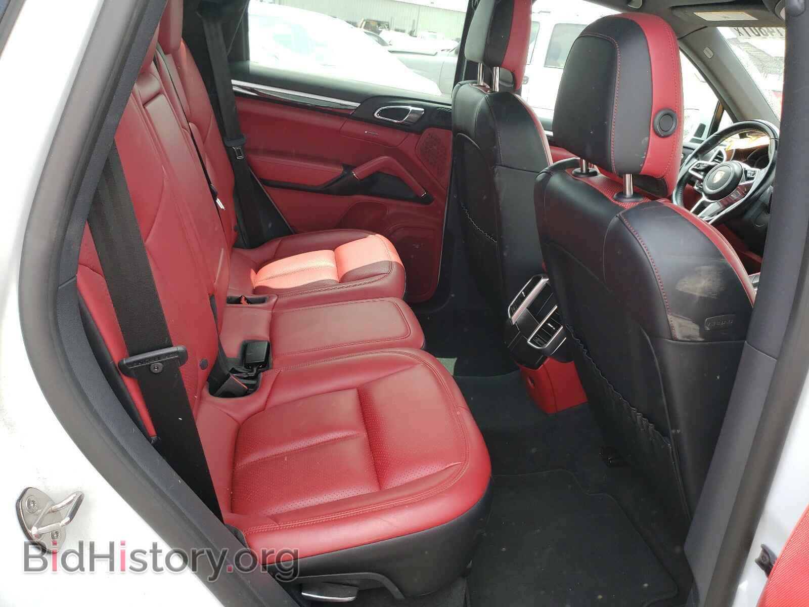 2017 PORSCHE CAYENNE - VIN: WP1AA2A21HKA87919 - Фото 6