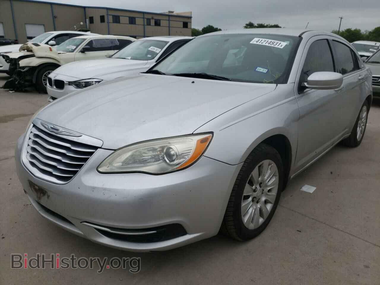 2011 CHRYSLER 200 - VIN: 1C3BC4FBXBN522242 - Photo 2