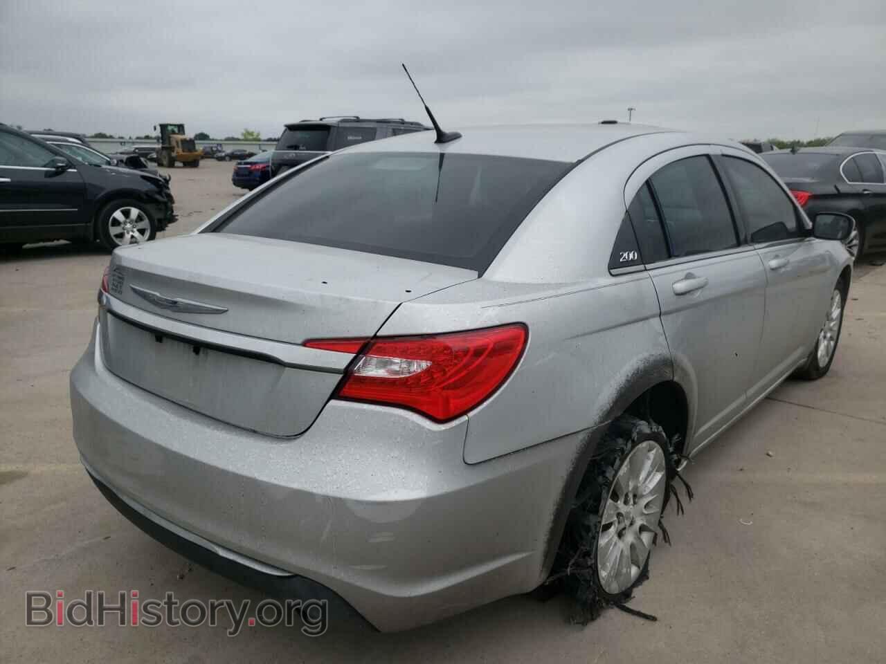 2011 CHRYSLER 200 - VIN: 1C3BC4FBXBN522242 - Photo 4