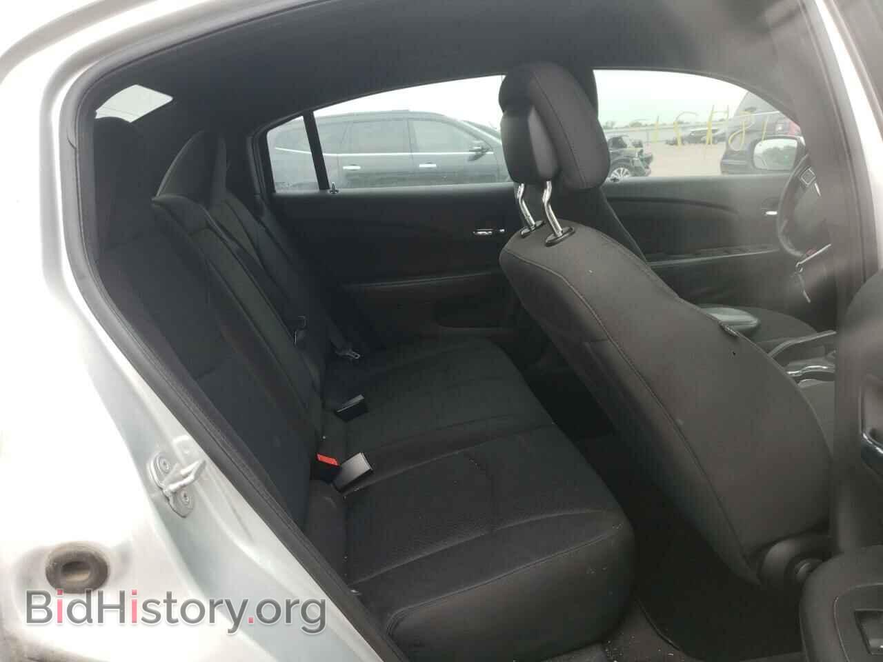 2011 CHRYSLER 200 - VIN: 1C3BC4FBXBN522242 - Photo 6
