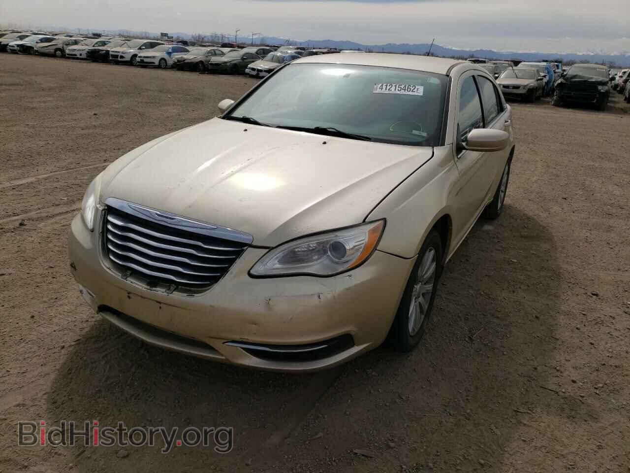 2011 CHRYSLER 200 - VIN: 1C3BC1FB8BN512081 - Фото 2