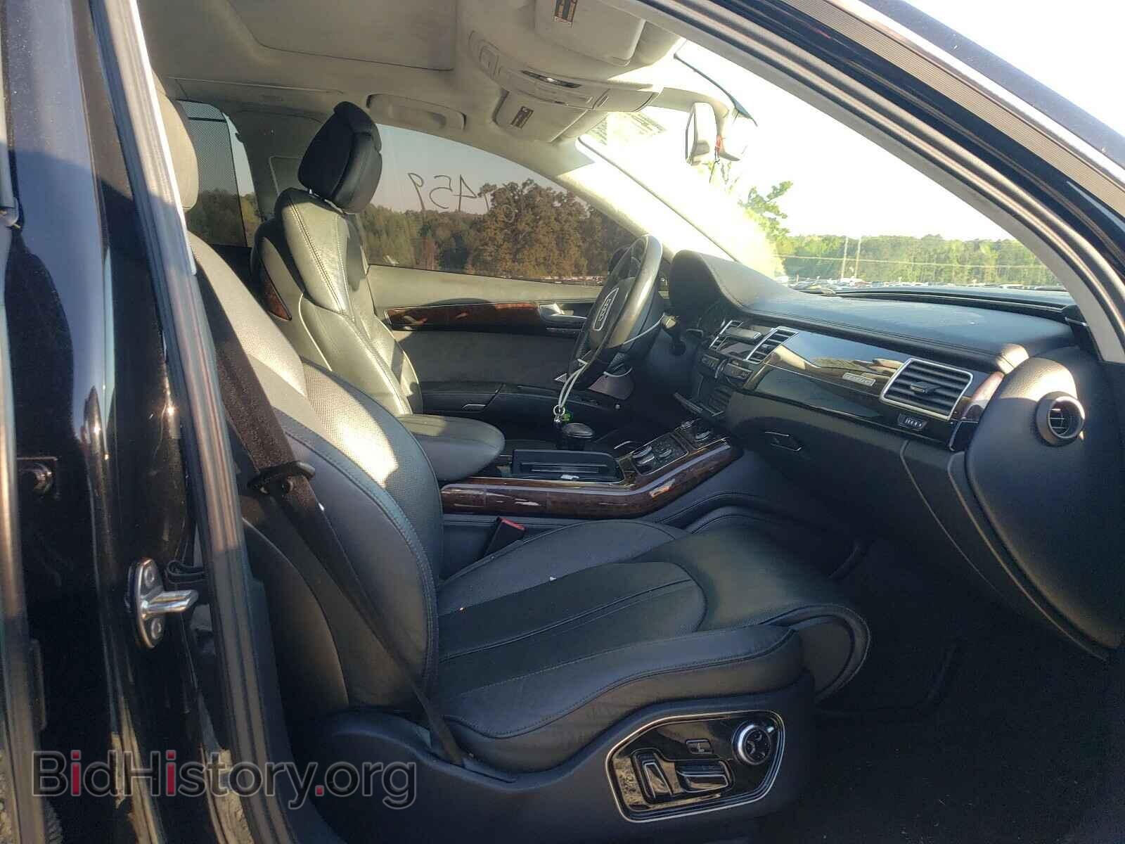 2011 AUDI A8 - VIN: WAURVAFD5BN015881 - Photo 5