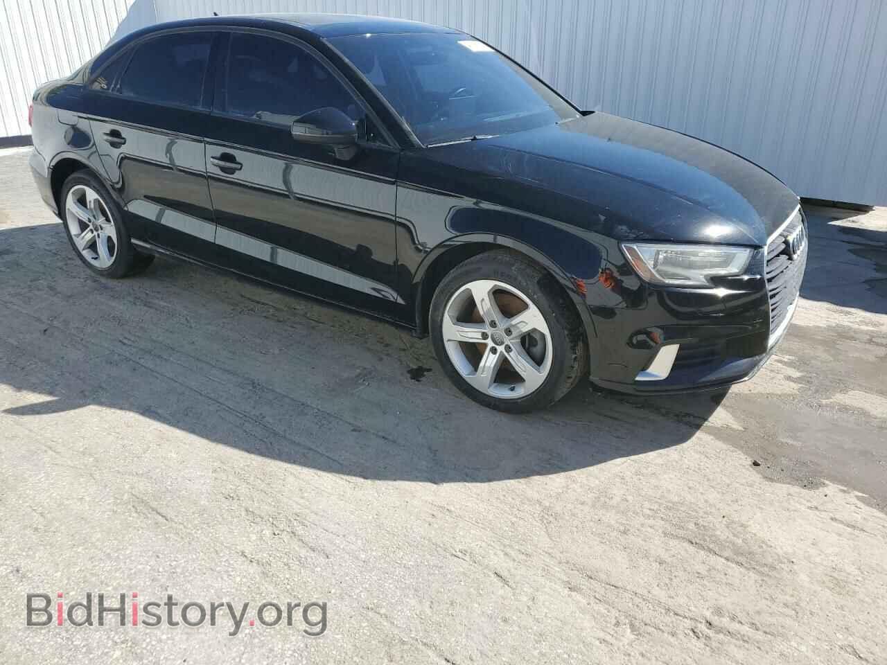 2017 AUDI A3 - VIN: WAUAUGFF2H1045571 - Фото 4