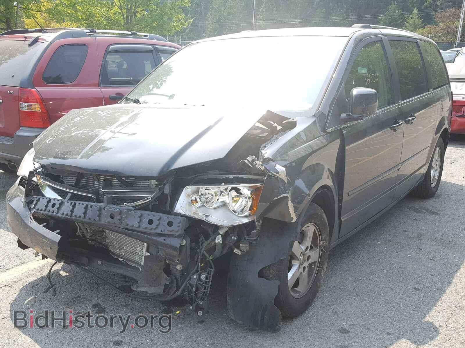 2011 DODGE CARAVAN - VIN: 2D4RN5DG3BR662521 - Photo 2