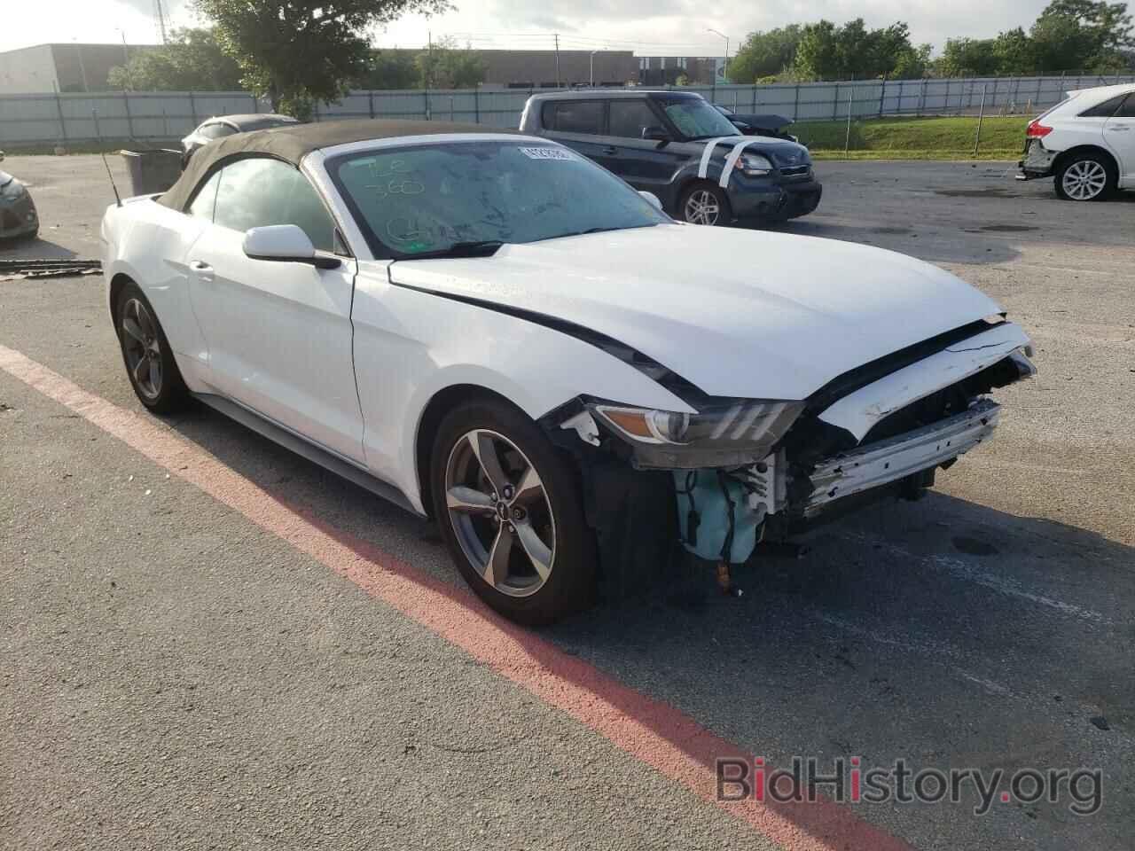 Photo 1FATP8EM7F5409780 - FORD MUSTANG 2015