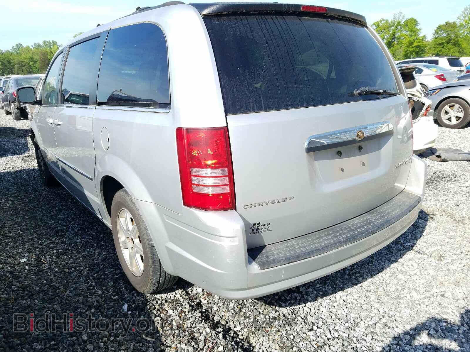 2010 CHRYSLER MINIVAN - VIN: 2A4RR5D17AR413791 - Фото 2