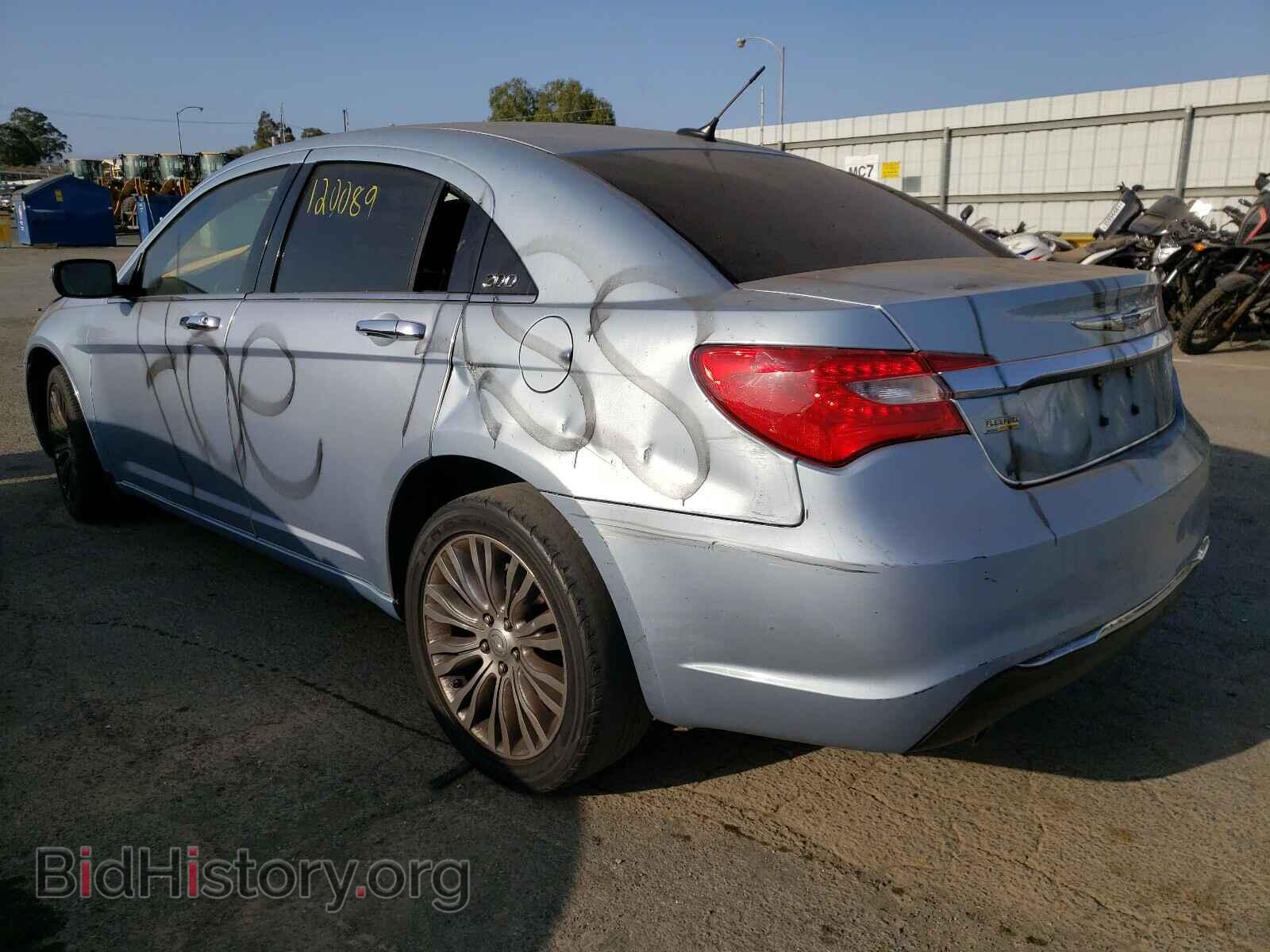 2012 CHRYSLER 200 - VIN: 1C3CCBCG1CN256409 - Фото 3