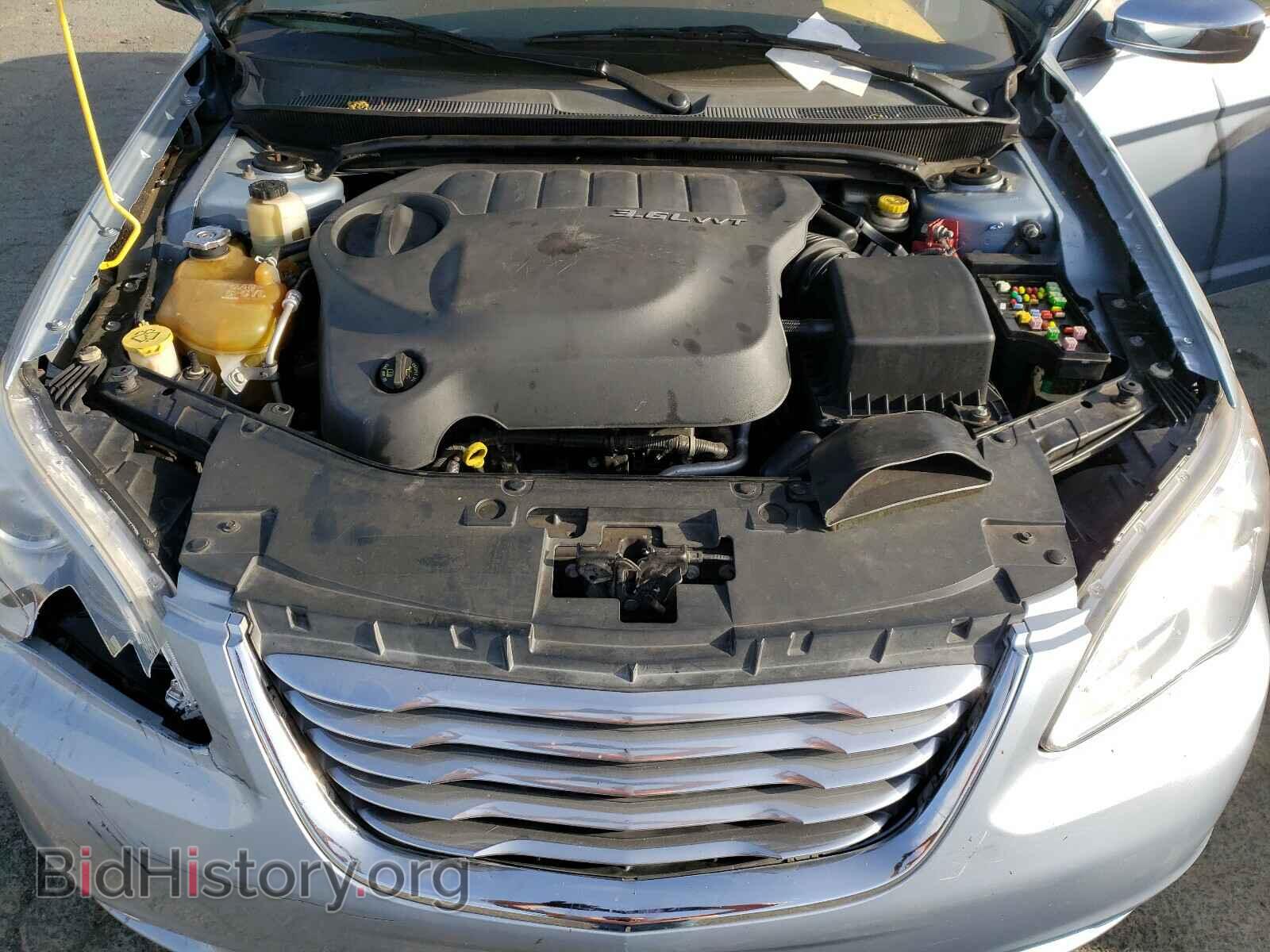 2012 CHRYSLER 200 - VIN: 1C3CCBCG1CN256409 - Фото 7