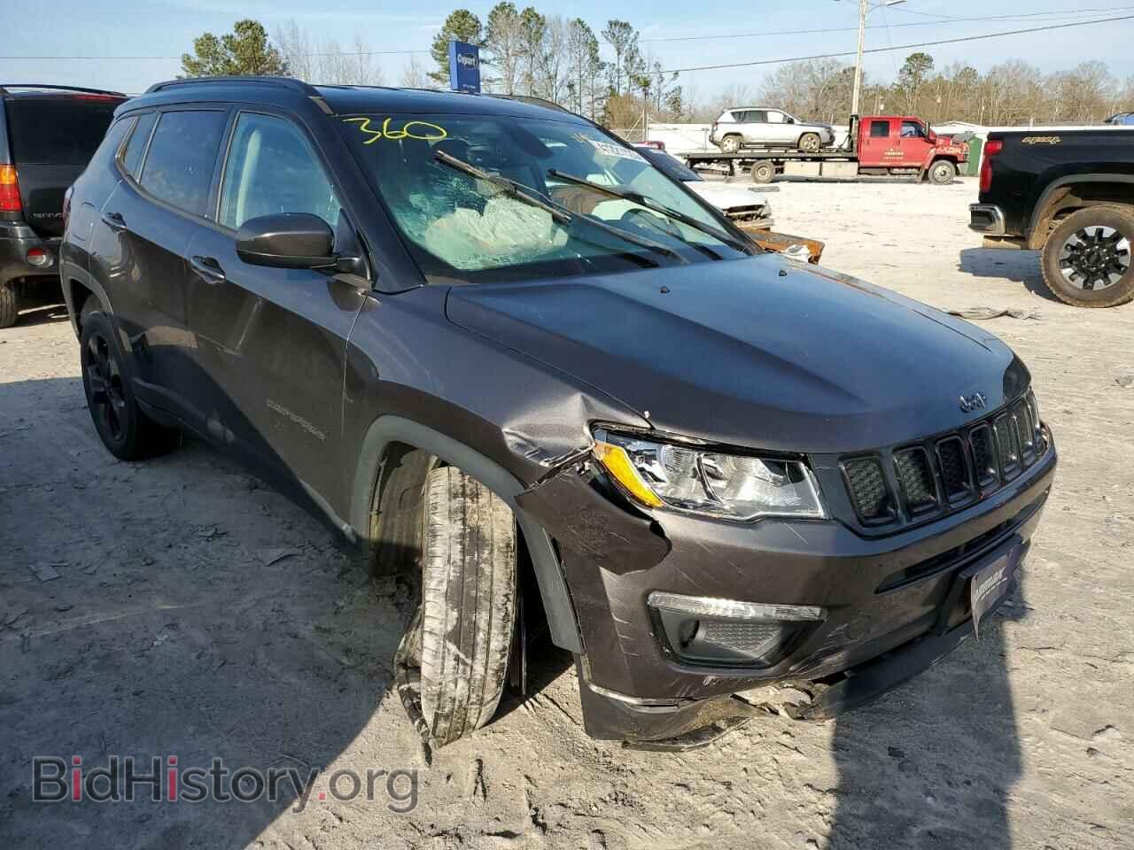 2018 JEEP COMPASS - VIN: 3C4NJDBB0JT298904 - Фото 4
